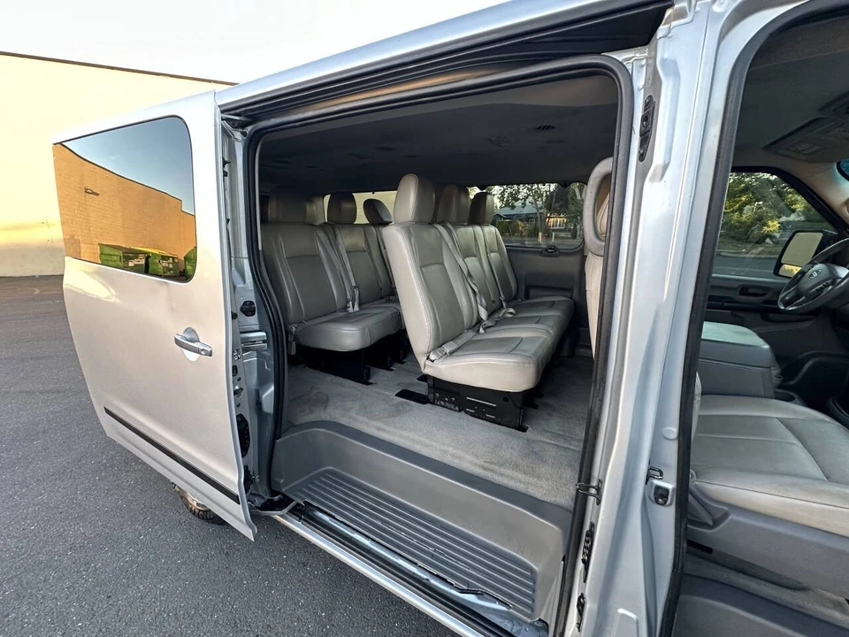 2019 Nissan NV3500 - Image 8 of 20