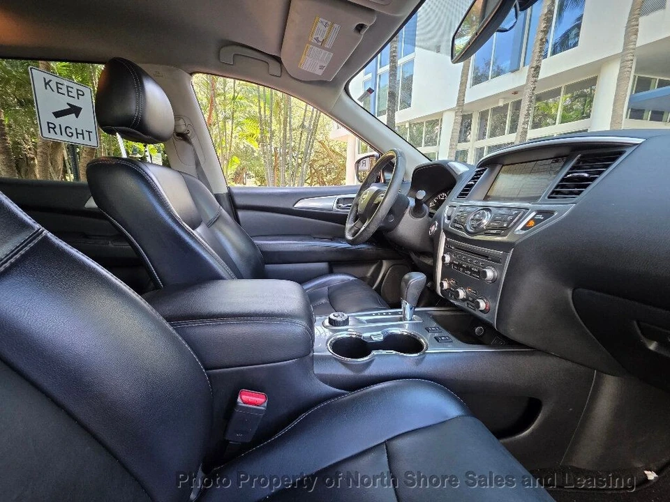 2019 Nissan Pathfinder 4th Gen - Image 10 of 12