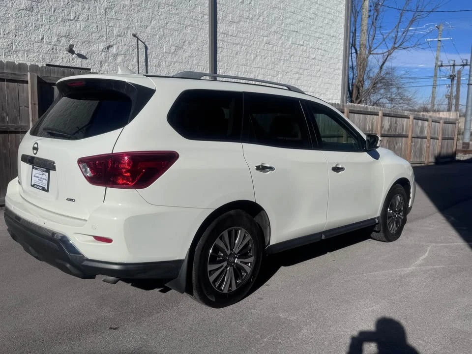 2019 Nissan Pathfinder 4th Gen - Image 6 of 13