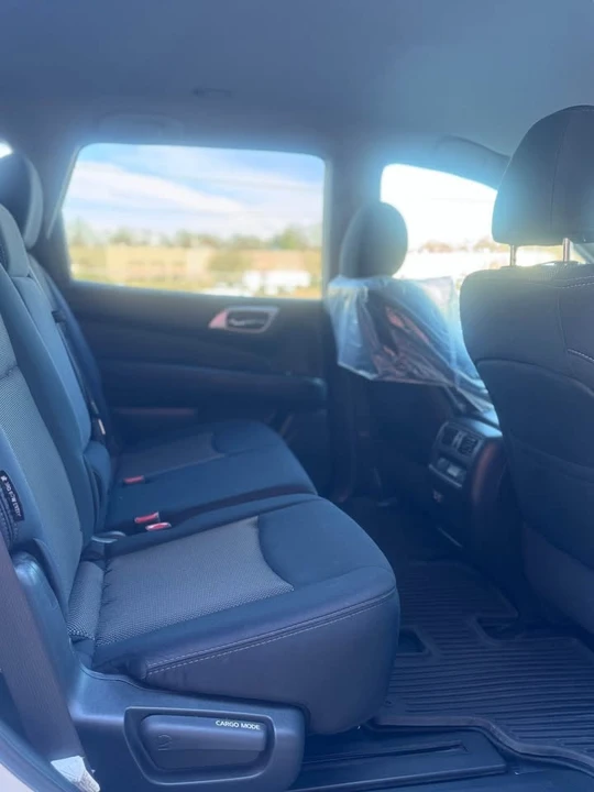 2019 Nissan Pathfinder 4th Gen - Image 10 of 13