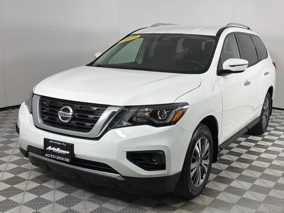 2019 Nissan Pathfinder 4th Gen - Image 10 of 12