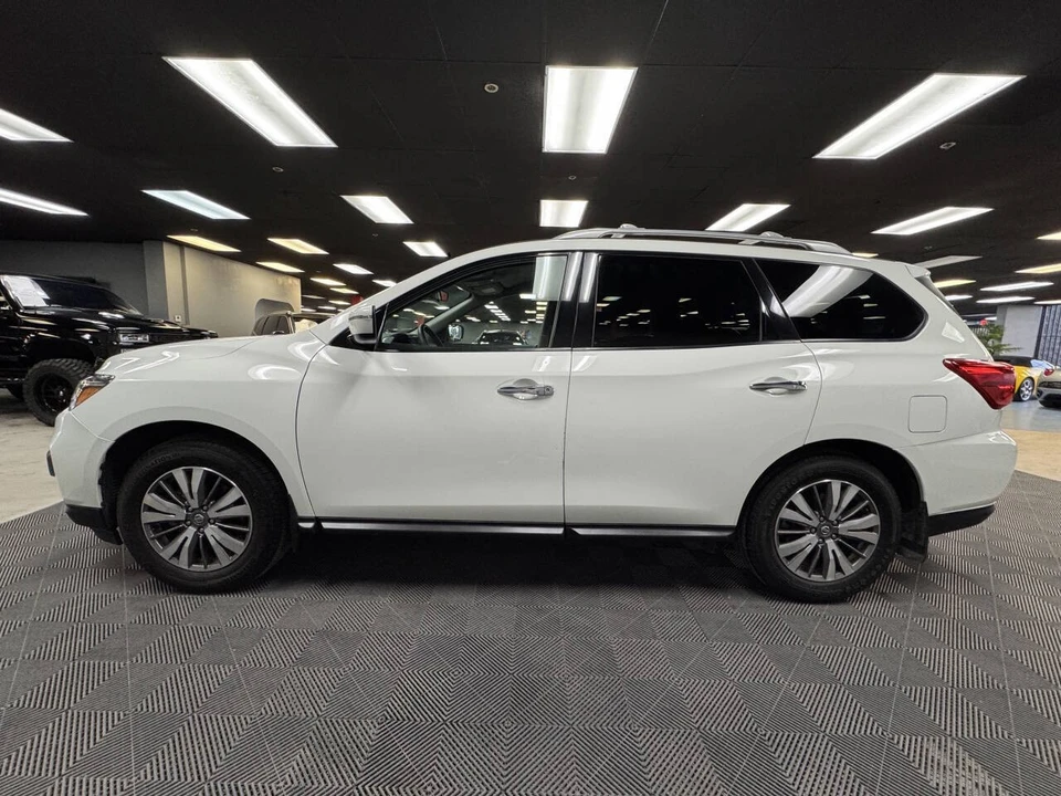 2019 Nissan Pathfinder 4th Gen - Image 8 of 21