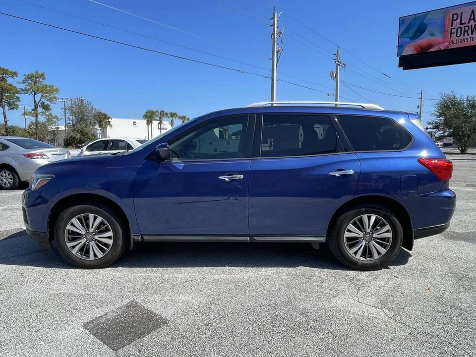 2019 Nissan Pathfinder 4th Gen - Image 10 of 21