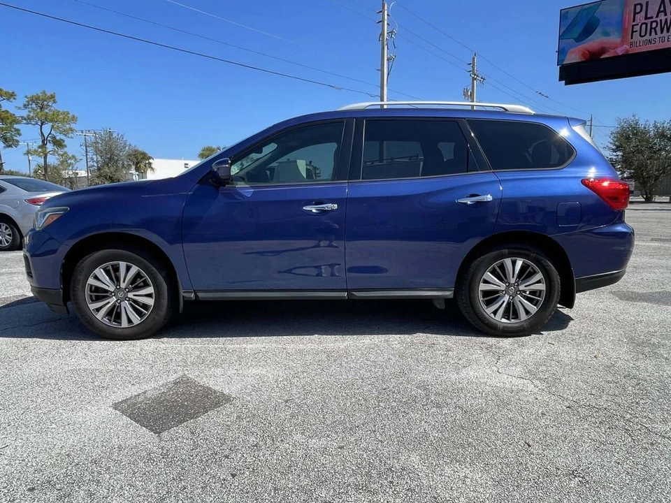2019 Nissan Pathfinder 4th Gen - Image 2 of 21