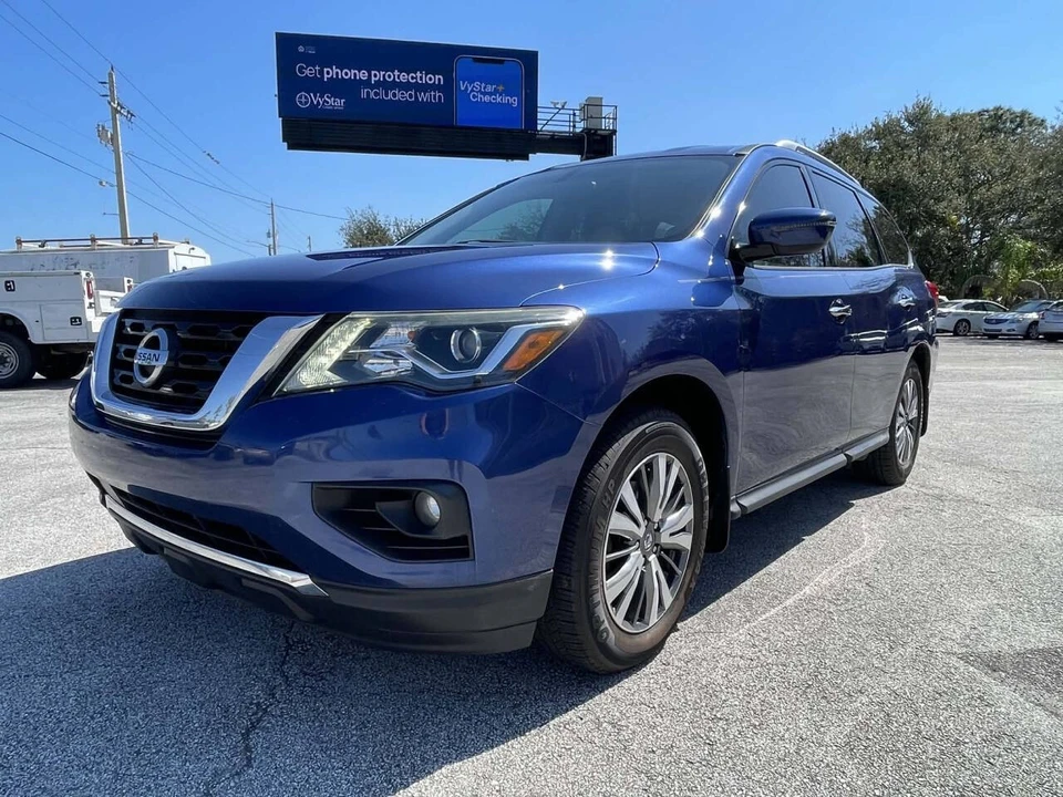 2019 Nissan Pathfinder 4th Gen - Image 17 of 21