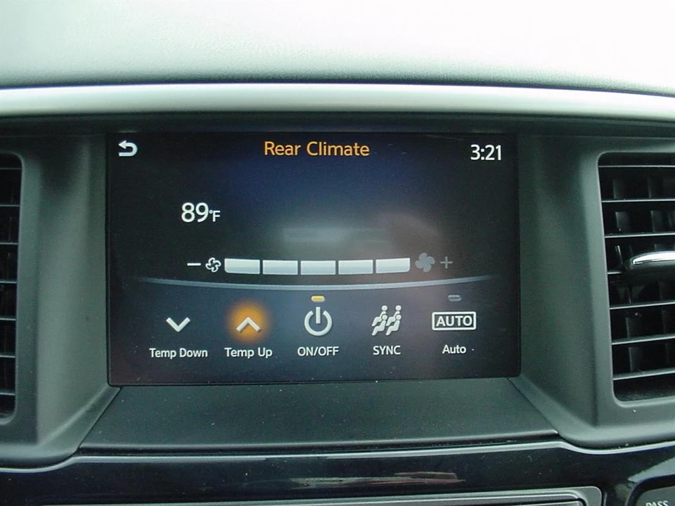 2019 Nissan Pathfinder 4th Gen - Image 11 of 12