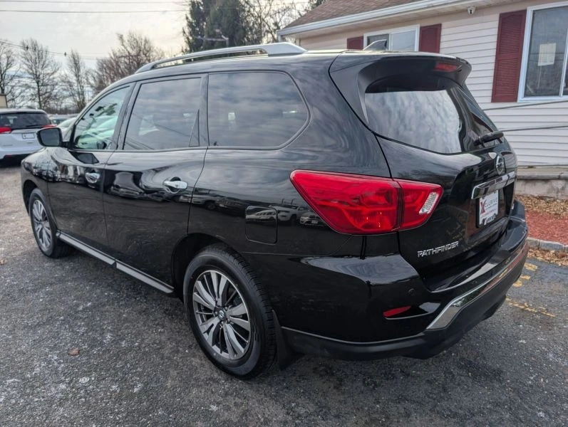 2019 Nissan Pathfinder 4th Gen - Image 2 of 12