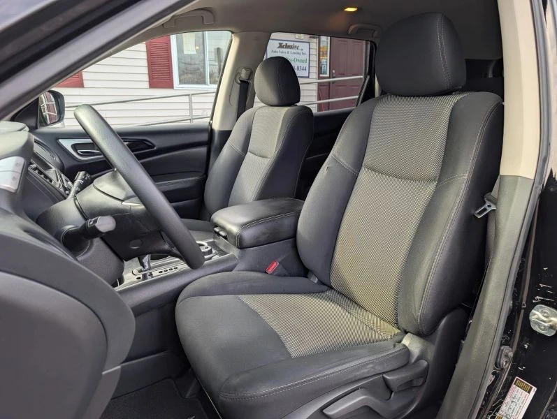 2019 Nissan Pathfinder 4th Gen - Image 9 of 12