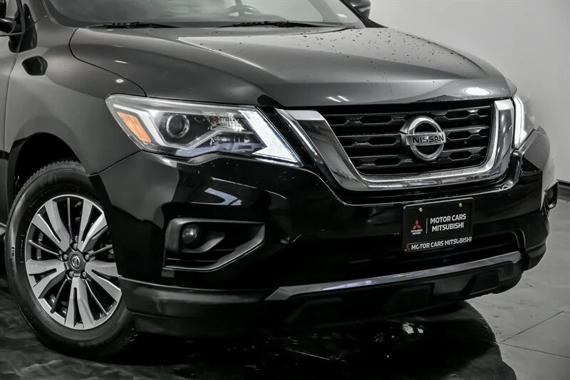 2019 Nissan Pathfinder 4th Gen - Image 2 of 21