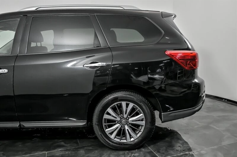 2019 Nissan Pathfinder 4th Gen - Image 8 of 21