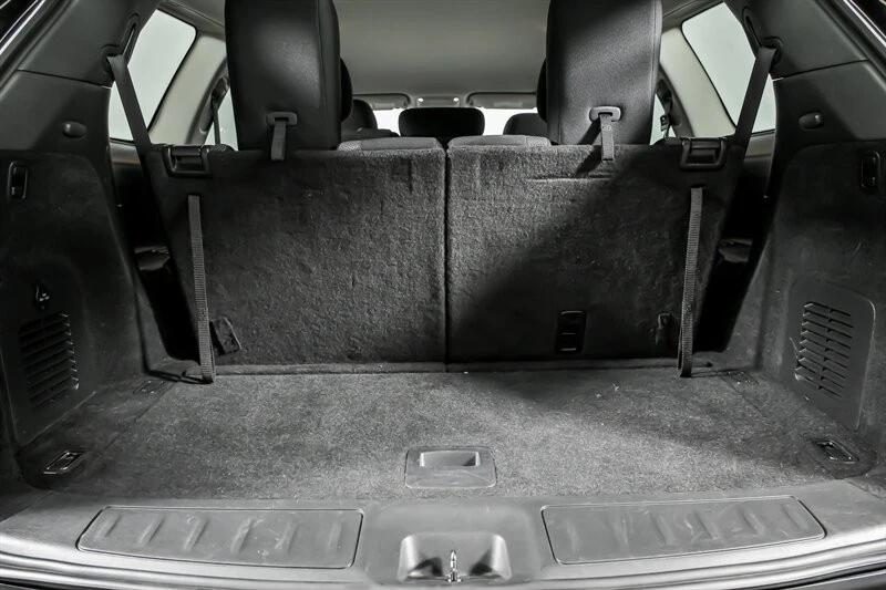2019 Nissan Pathfinder 4th Gen - Image 15 of 21