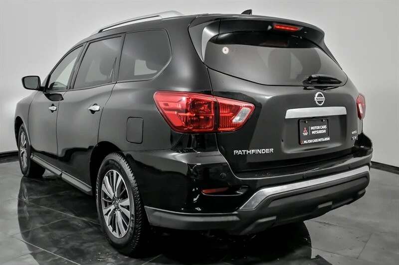 2019 Nissan Pathfinder 4th Gen - Image 9 of 21