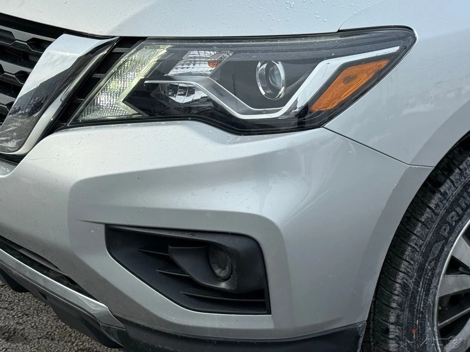 2019 Nissan Pathfinder 4th Gen - Image 9 of 21