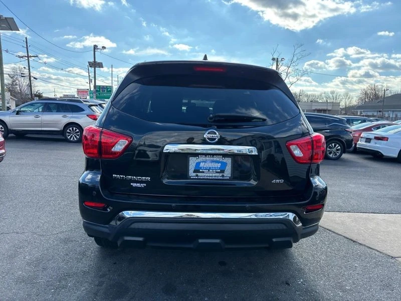 2019 Nissan Pathfinder 4th Gen - Image 4 of 12