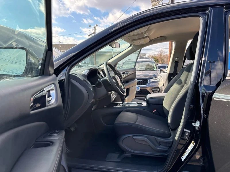 2019 Nissan Pathfinder 4th Gen - Image 10 of 12
