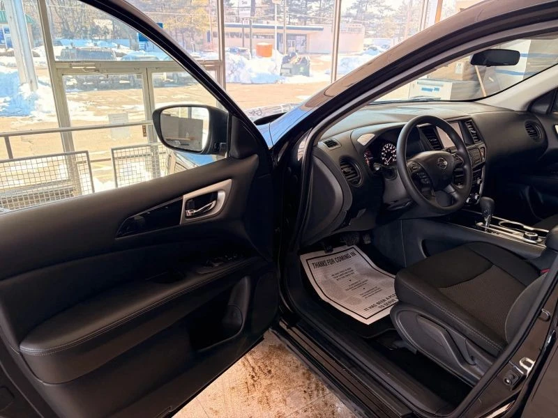 2019 Nissan Pathfinder 4th Gen - Image 10 of 12