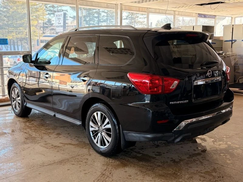 2019 Nissan Pathfinder 4th Gen - Image 9 of 12