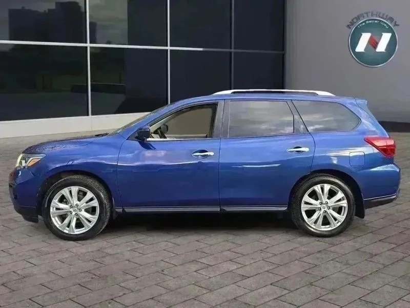 2019 Nissan Pathfinder 4th Gen - Image 2 of 12