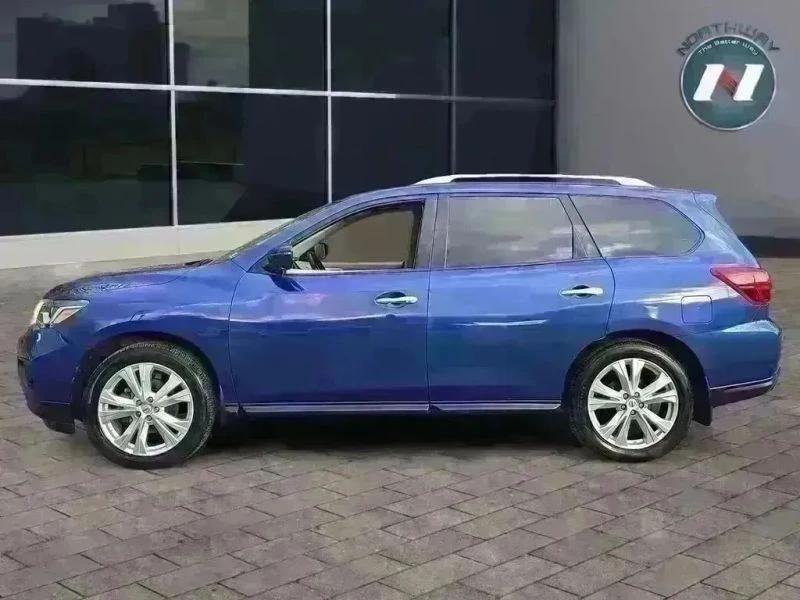 2019 Nissan Pathfinder 4th Gen - Image 2 of 12