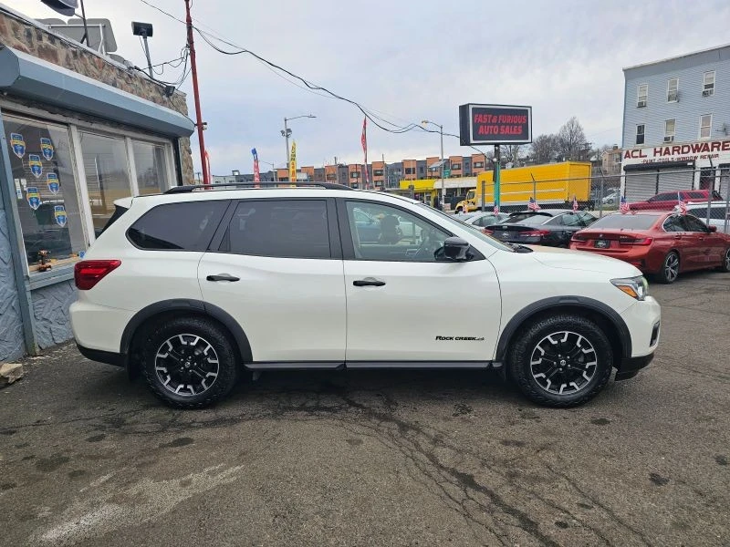 2019 Nissan Pathfinder 4th Gen - Image 4 of 12