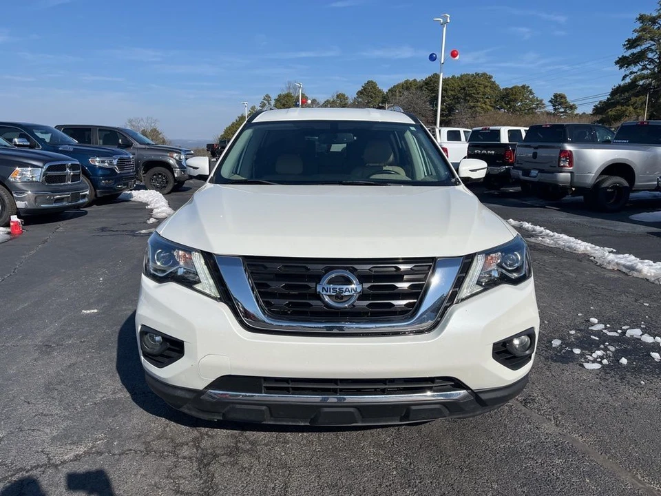 2019 Nissan Pathfinder 4th Gen - Image 2 of 21