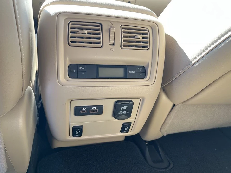 2019 Nissan Pathfinder 4th Gen - Image 15 of 21