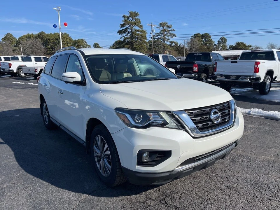 2019 Nissan Pathfinder 4th Gen - Image 3 of 21