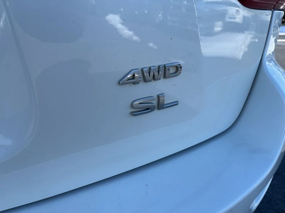 2019 Nissan Pathfinder 4th Gen - Image 10 of 21