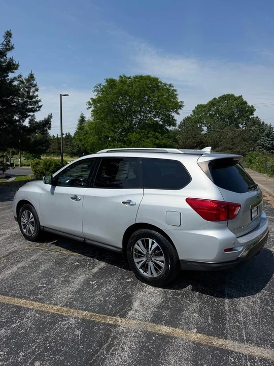 2019 Nissan Pathfinder 4th Gen - Image 6 of 12