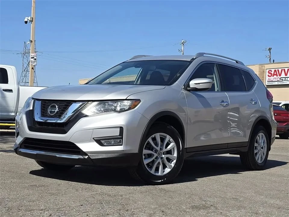 2019 Nissan Rogue - Image 2 of 17