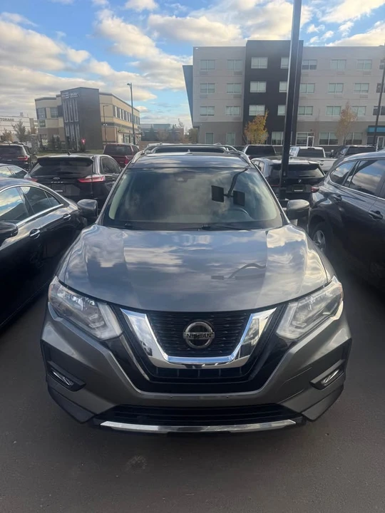 2019 Nissan Rogue - Image 2 of 7