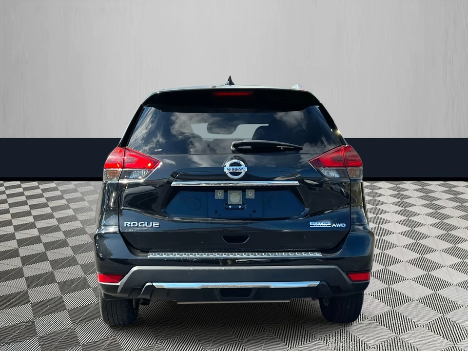 2019 Nissan Rogue - Image 6 of 21