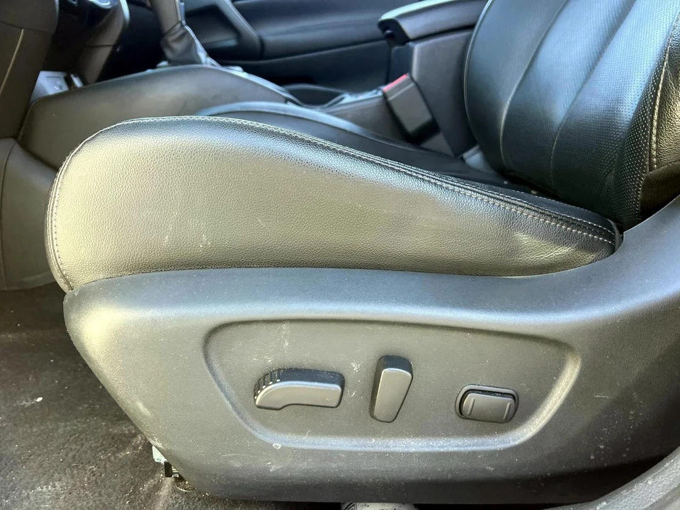 2019 Nissan Rogue - Image 11 of 21