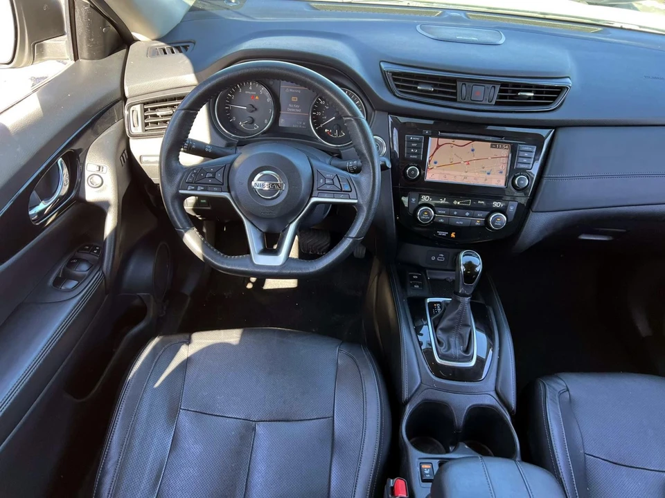 2019 Nissan Rogue - Image 13 of 21