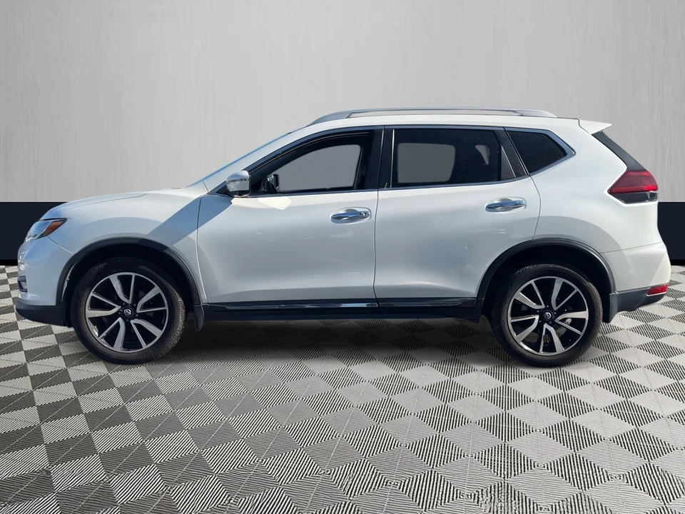 2019 Nissan Rogue - Image 3 of 21