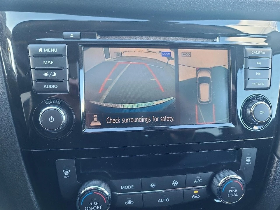 2019 Nissan Rogue - Image 20 of 26