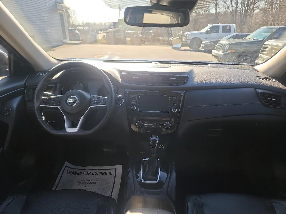 2019 Nissan Rogue - Image 18 of 26
