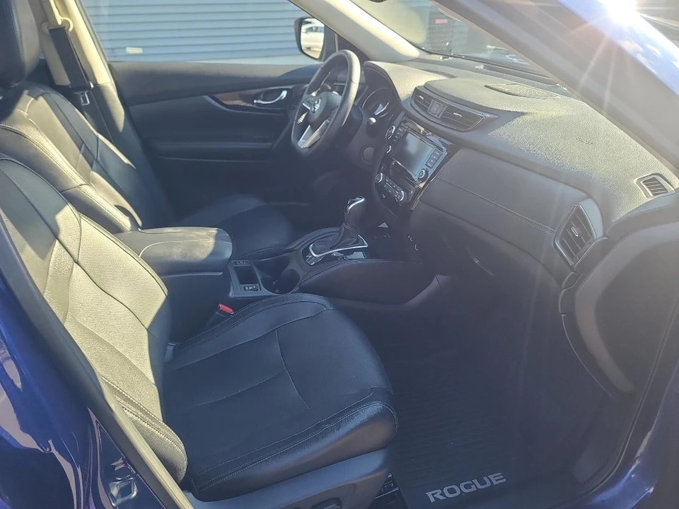 2019 Nissan Rogue - Image 15 of 26