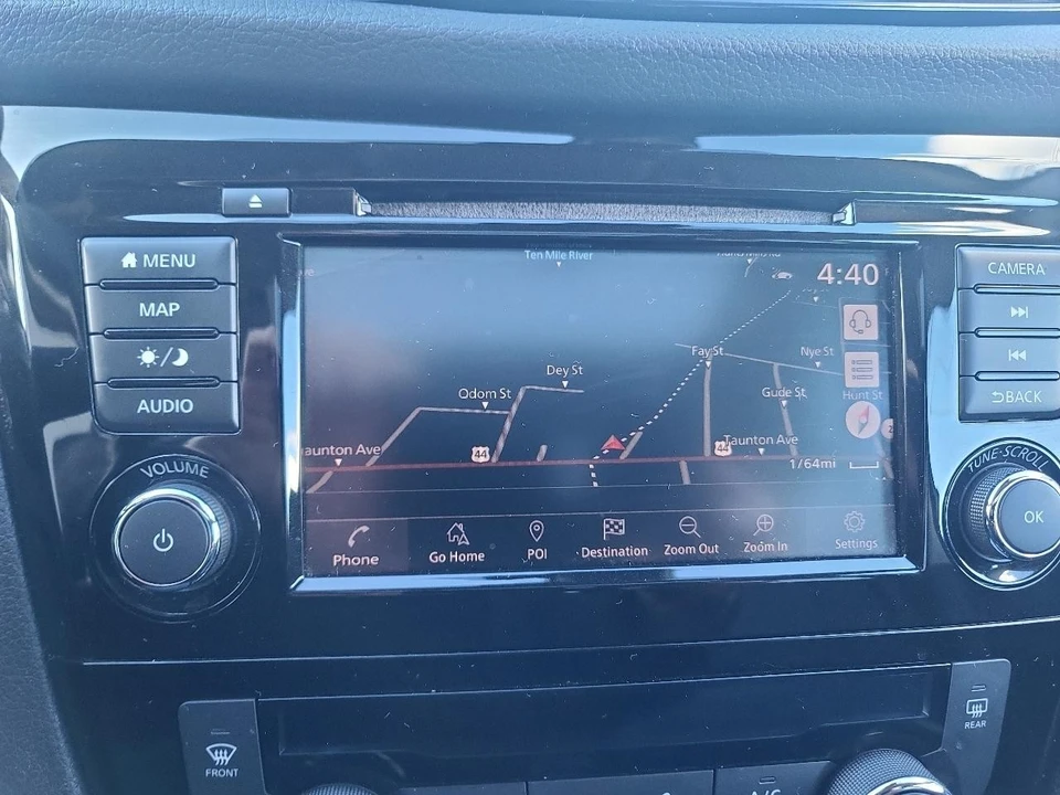 2019 Nissan Rogue - Image 21 of 26
