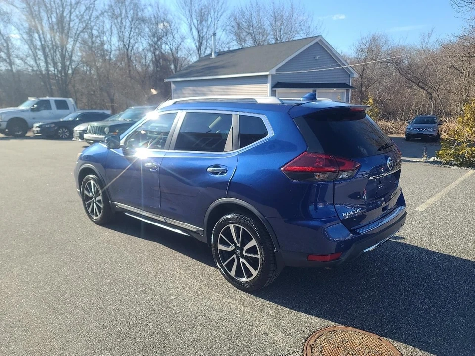 2019 Nissan Rogue - Image 5 of 26