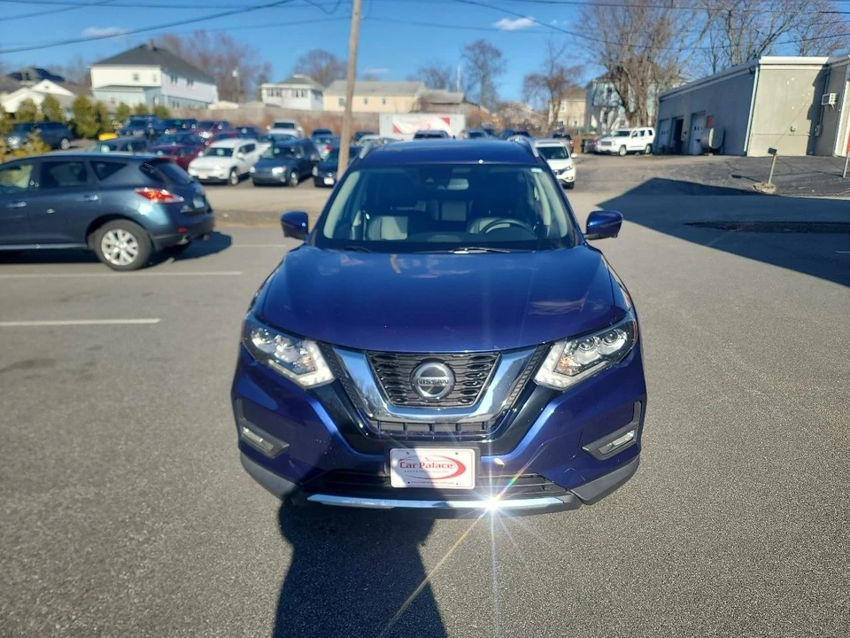 2019 Nissan Rogue - Image 2 of 26