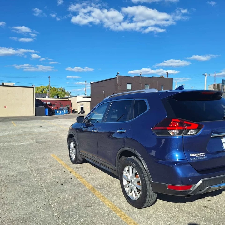 2019 Nissan Rogue - Image 8 of 9