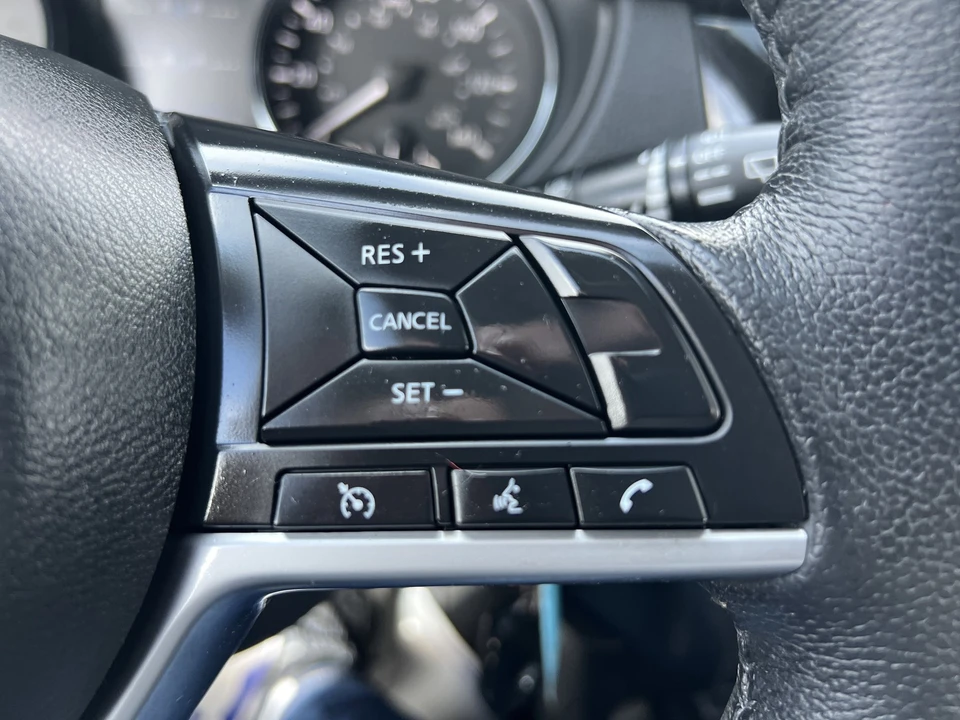 2019 Nissan Rogue - Image 20 of 21