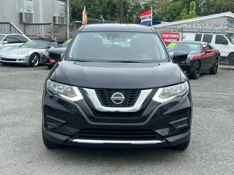 2019 Nissan Rogue - Image 2 of 12