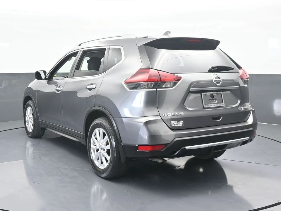 2019 Nissan Rogue - Image 4 of 12