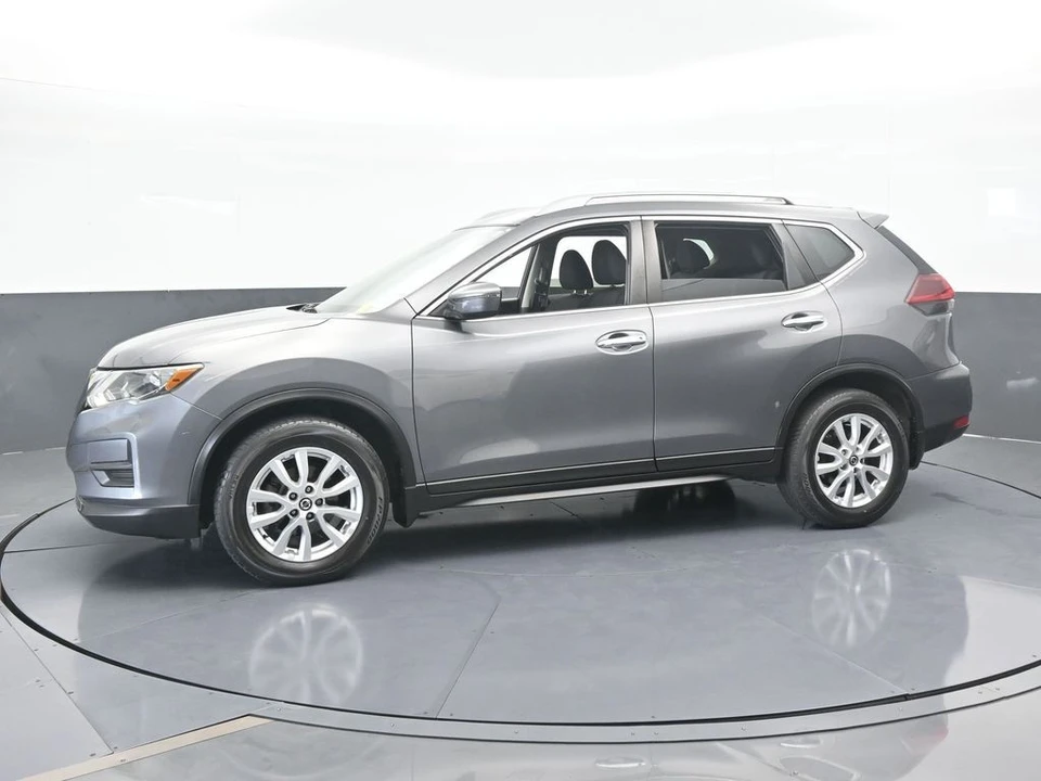 2019 Nissan Rogue - Image 2 of 12