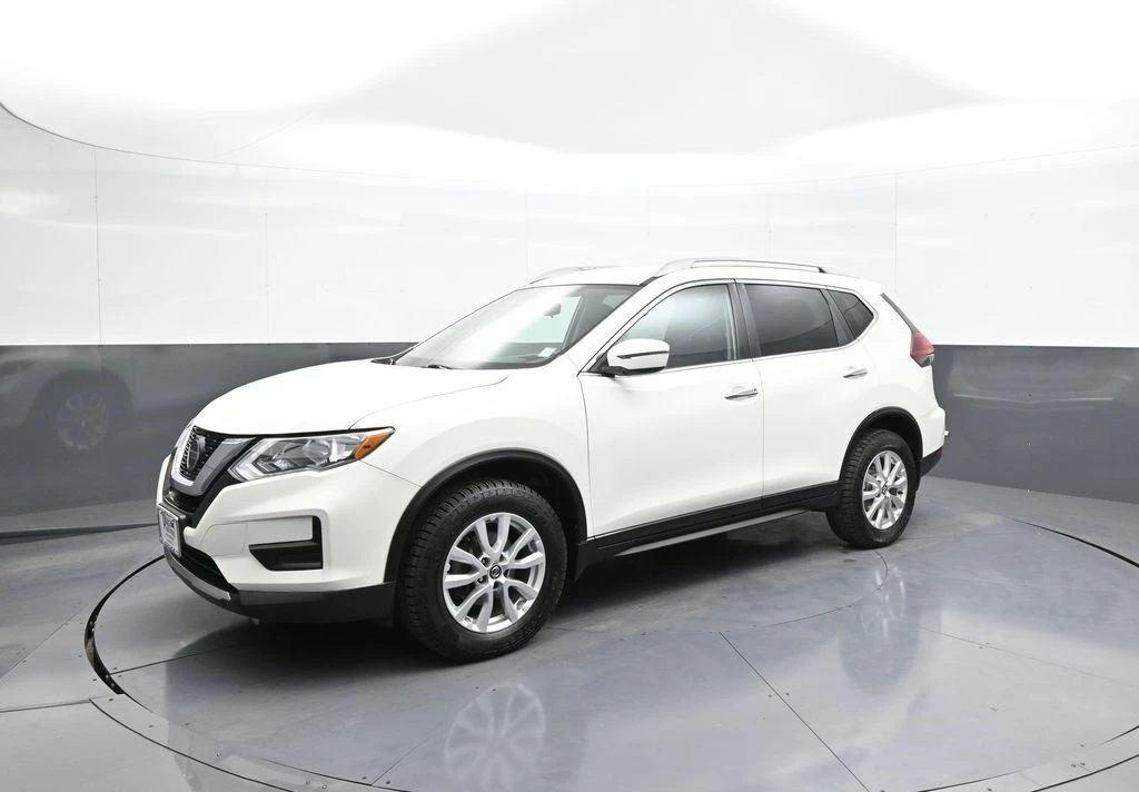 2019 Nissan Rogue - Image 10 of 12
