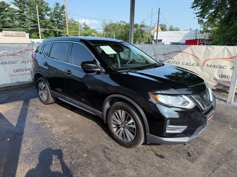 2019 Nissan Rogue - Image 7 of 12