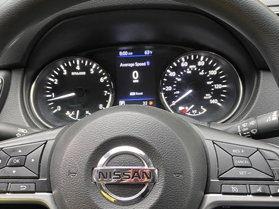 2019 Nissan Rogue - Image 10 of 14