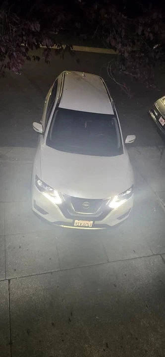 2019 Nissan Rogue - Image 2 of 7